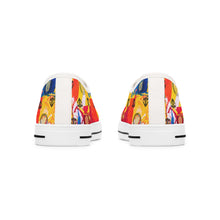 Tải hình ảnh vào trình xem Thư viện, Women's Low Top Sneakers